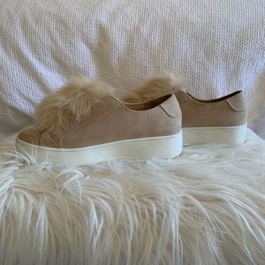 Steve Madden tan Puffball shoes